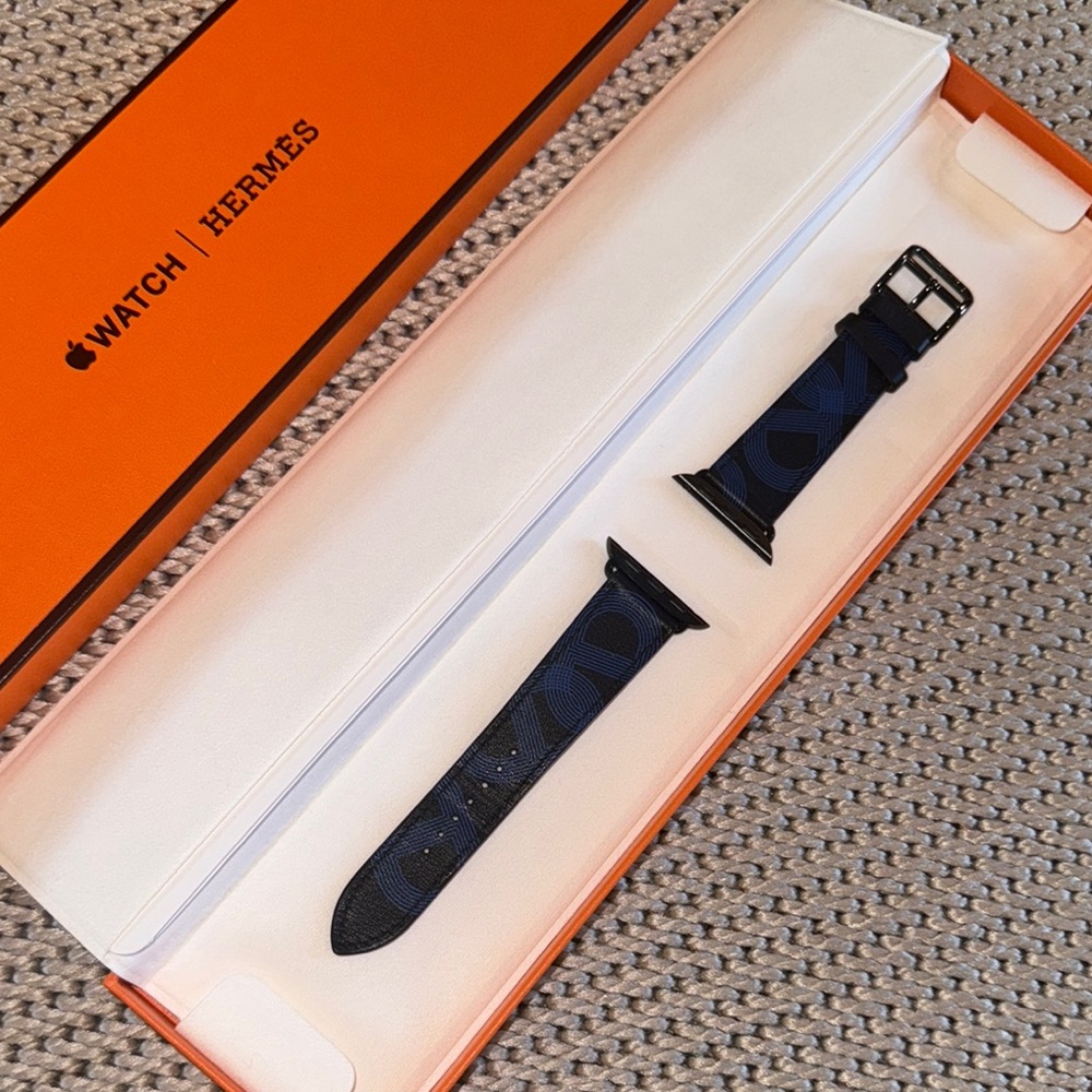 Hermes Apple 44Mm watch band - special Edition